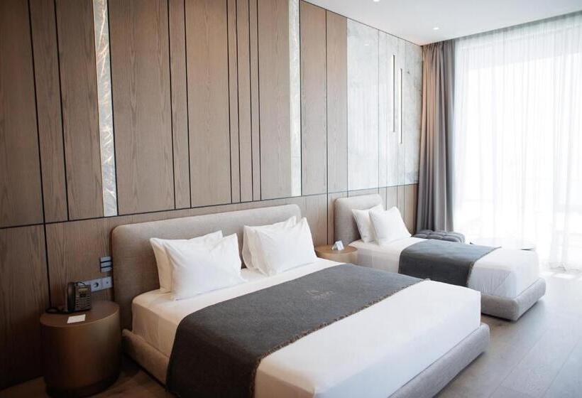 小型套房带海景, Prado Luxury