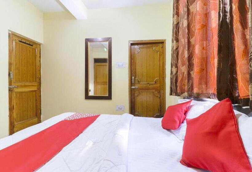 Quarto Triplo Clássico, Oyo Mnl739 Manali Villa