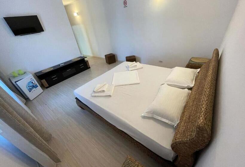 Номер Deluxe, Vila Regal Mamaia