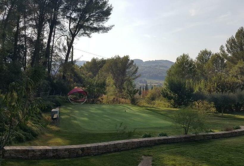 Номер Deluxe, La Maison Du Castellet