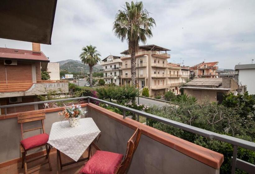 اتاق استاندارد با تراس, B&b Villa Carmen