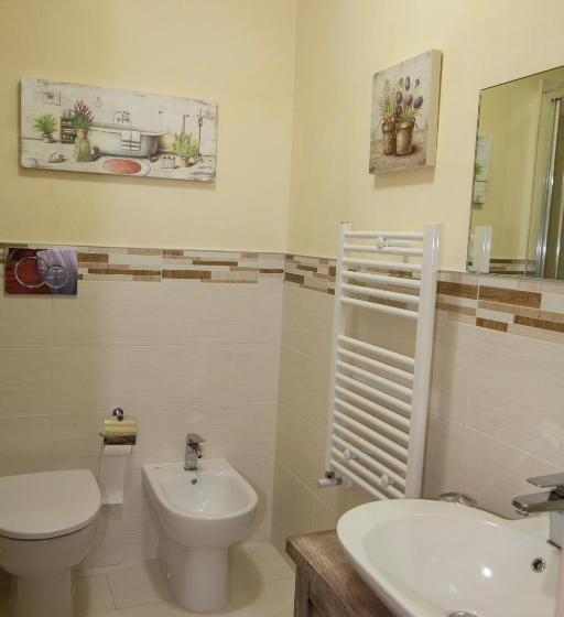 اتاق استاندارد با بالکن و چشم‌انداز دریا, B&b Villa Carmen