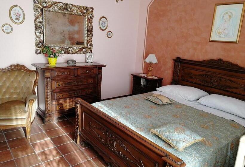 اتاق استاندارد با بالکن و چشم‌انداز دریا, B&b Villa Carmen