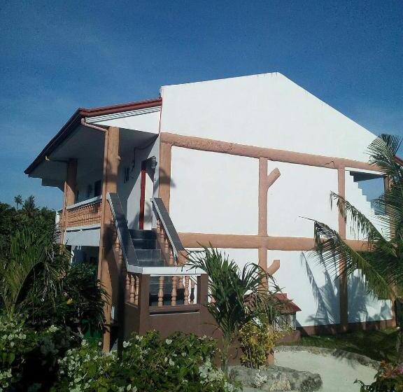 발코니 디럭스 룸, Cabilao Sunset Dive & Beach Resort