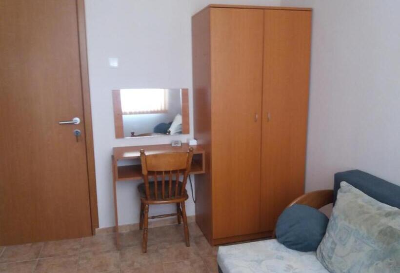 Апартаменты 1 Спальня, Guest House Astra