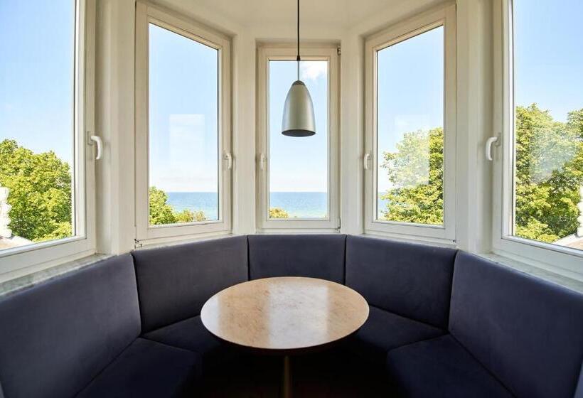 Люкс Вид на Море, Aparthotel Seeschlösschen