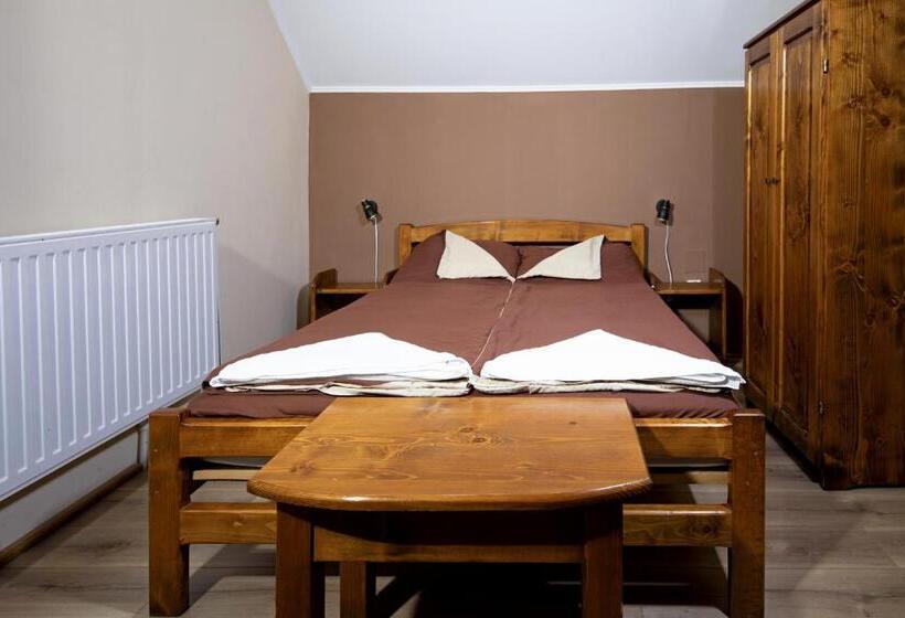 آپارتمان 1 خوابه با چشم‌انداز استخر, Pallos Apartments