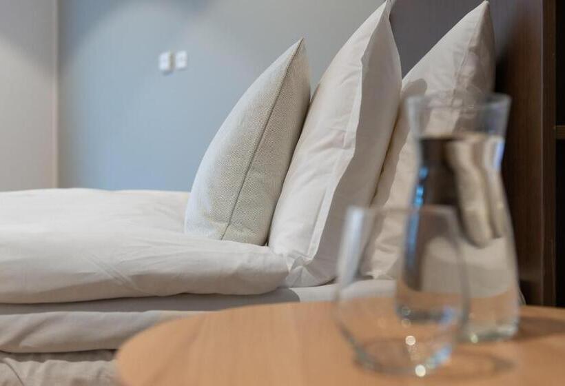 استودیو خانوادگی, Stockholm Hotel Apartments Arlanda Xpo