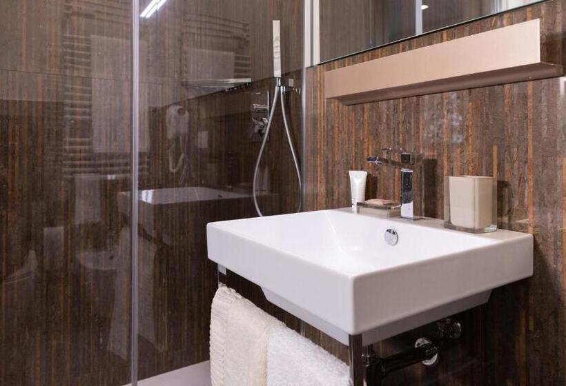 اتاق استاندارد, Flaminia354   B&b