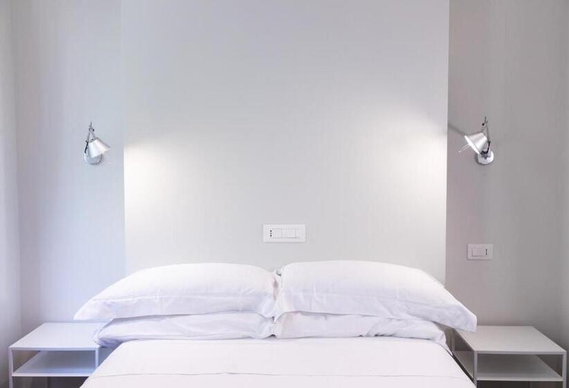 اتاق عادی, Flaminia354   B&b