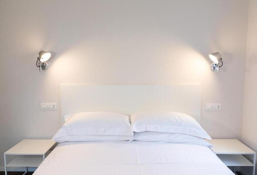 اتاق استاندارد, Flaminia354   B&b