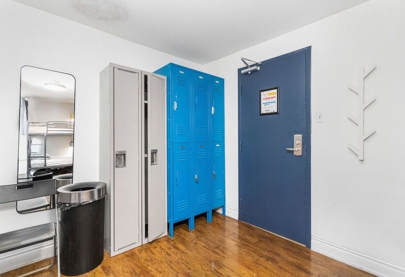 מיטה בחדר משותף, Samesun Toronto