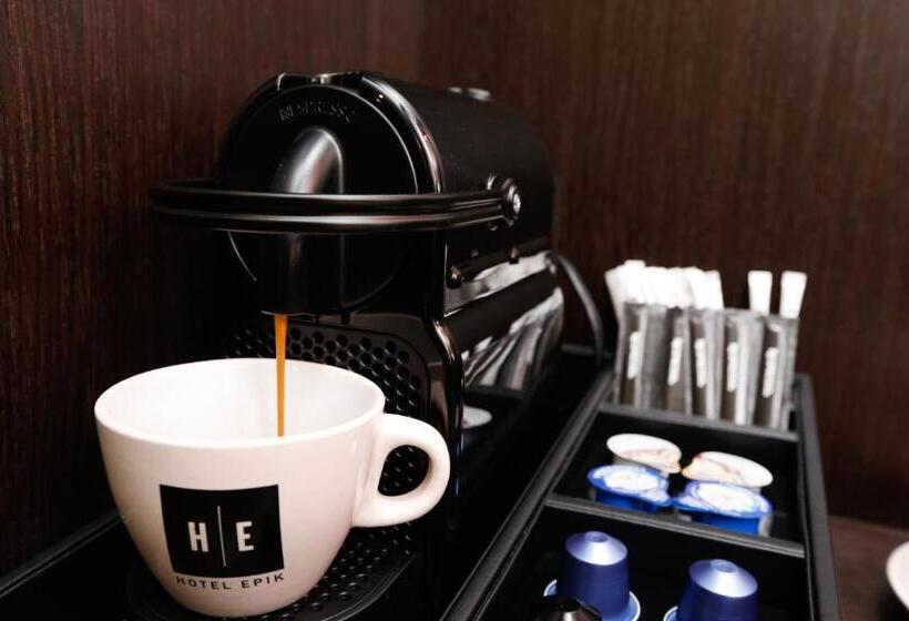 Suite Deluxe, Epik