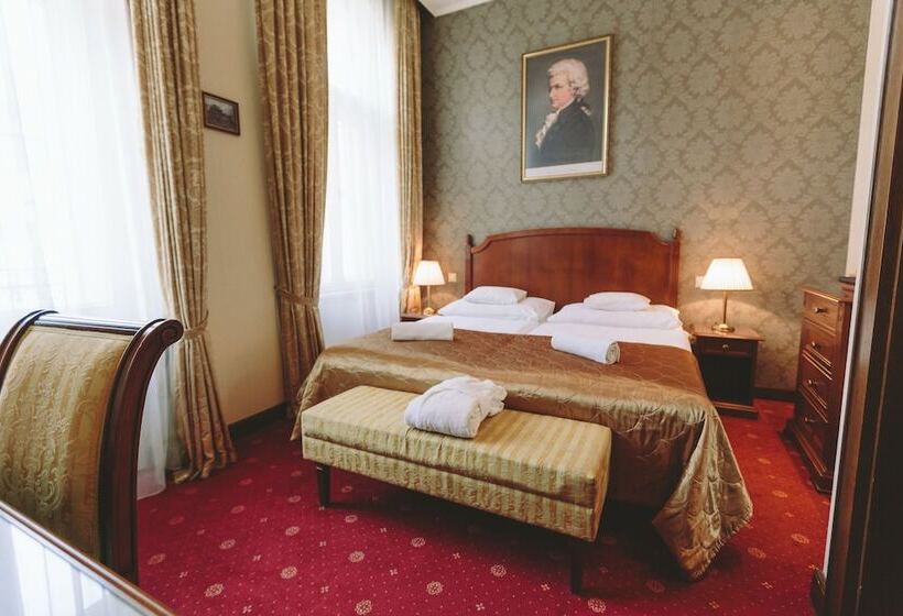 Номер Стандарт, Mozart