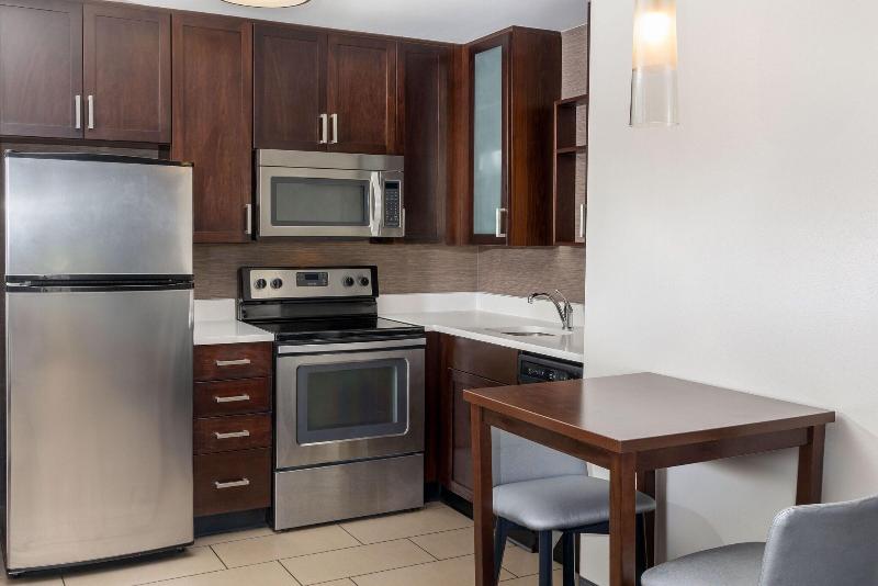 Люкс Кровать Кинг, Residence Inn By Marriott Youngstown Warren/niles