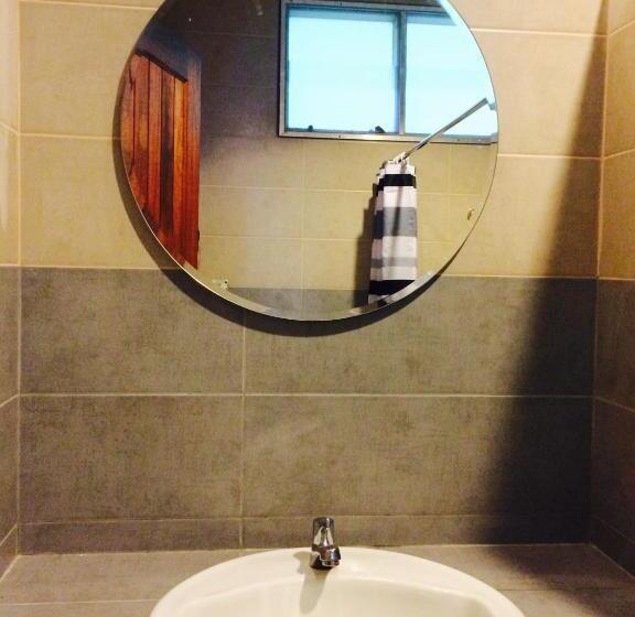 Номер Стандарт, Maehaad Garden Inn