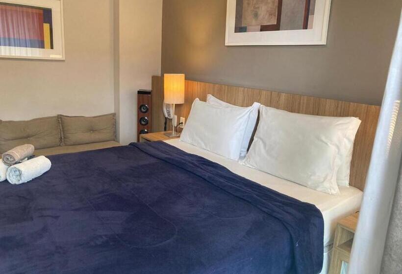 سوییت با چشم‌انداز استخر, Rio Stay Apartamento