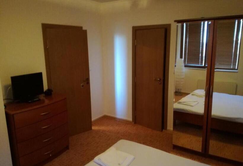 Апартаменты 2 Спальни, Grand Monastery Apart