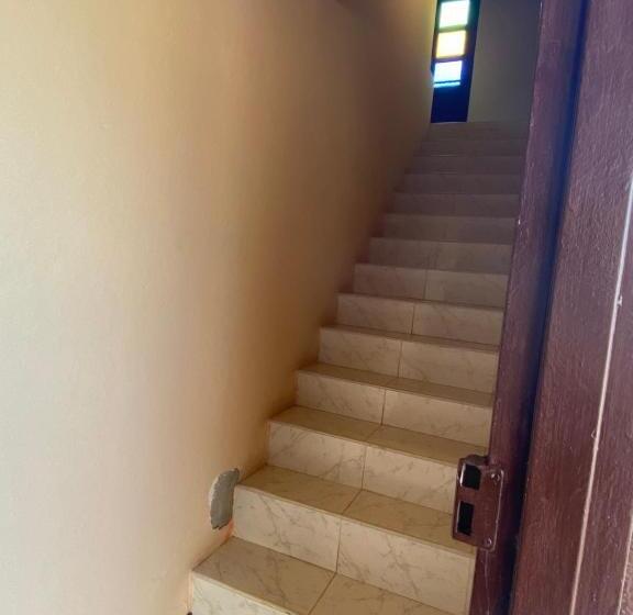 Номер Стандарт Вид на Бассейн, Hostal Hollywood Inn Ii