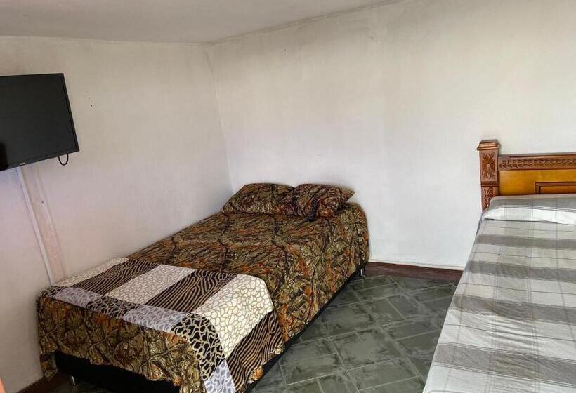 Номер Стандарт, Hostal Hollywood Inn Ii
