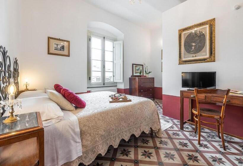 Deluxe Room Mountain View, Palazzo Cherchi