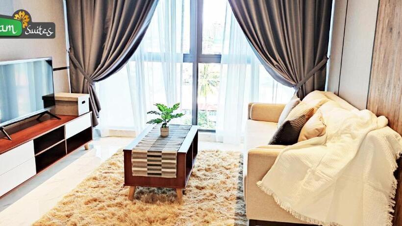سوییت, Troika Kota Bharu By Salaam Suites