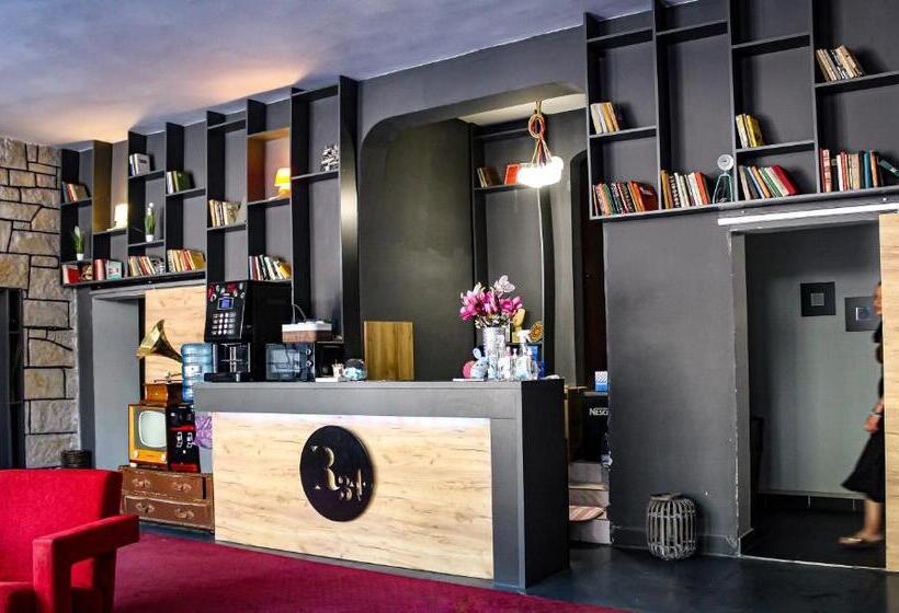 استودیوی لوکس, R34 Boutique Guest House