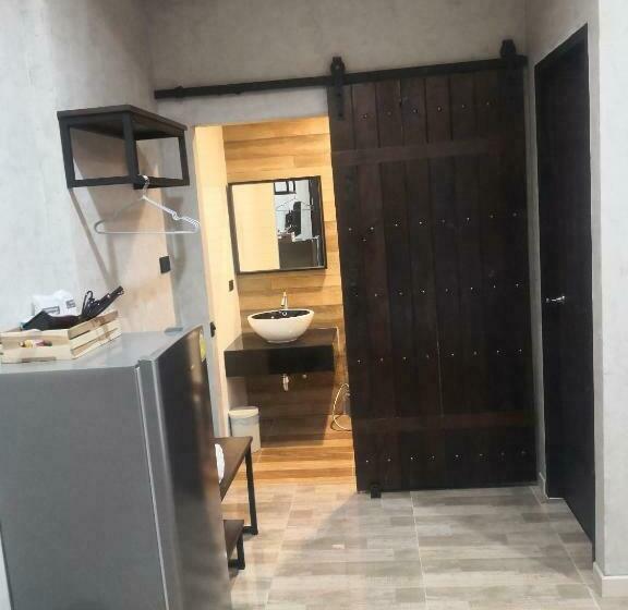 스탠다드 룸 킹사이즈 침대, Bearry Loft