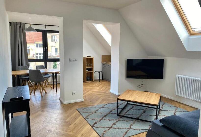 Люкс Кровать Кинг, Design Pension Twenty 20