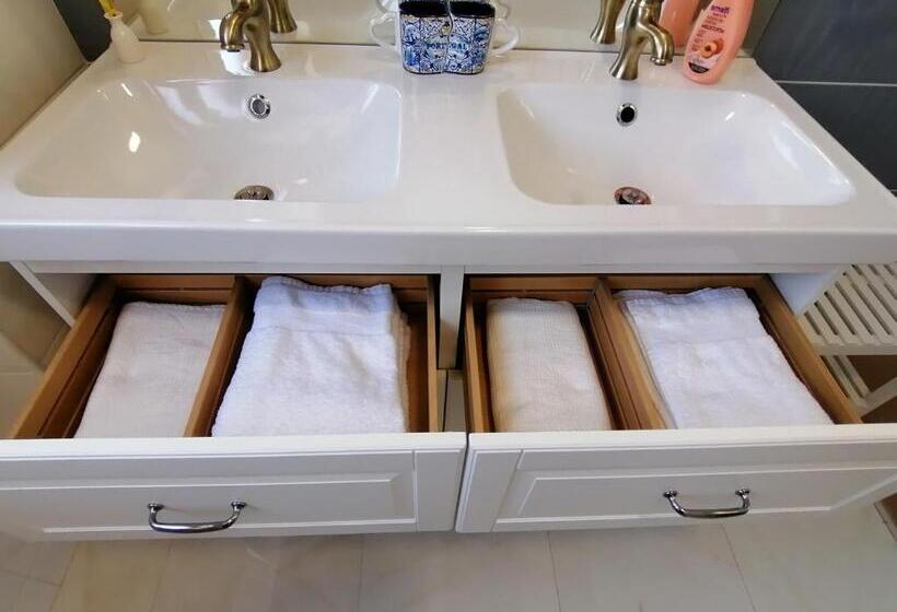 اتاق لوکس با تخت بزرگ, Sk Lisboa Villa Guesthouse