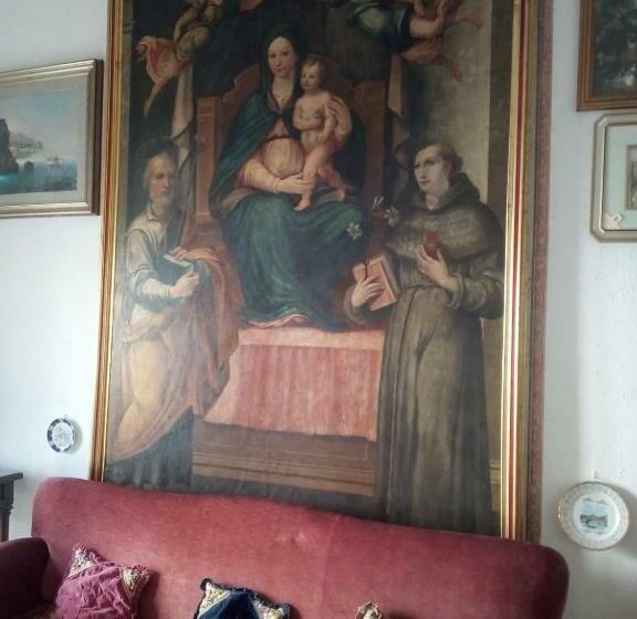 سوئیت با بالکن, Gran Relais De Charme A.rosbenmar