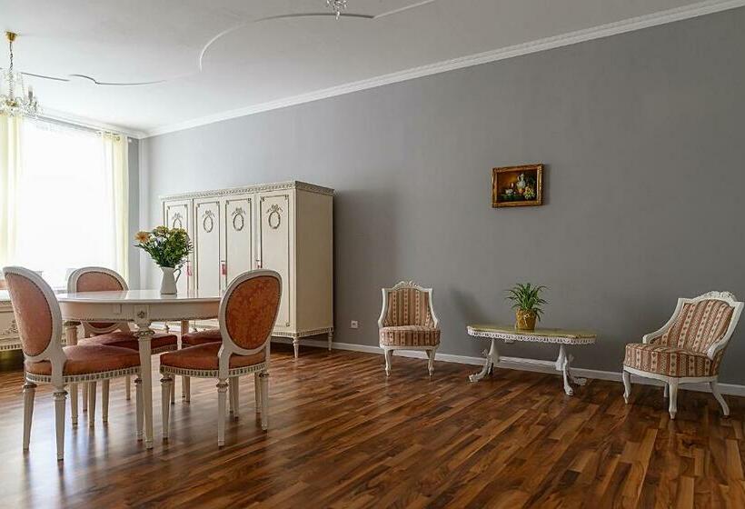 Люкс Повышенной Комфортности, Penzion Florián Telč