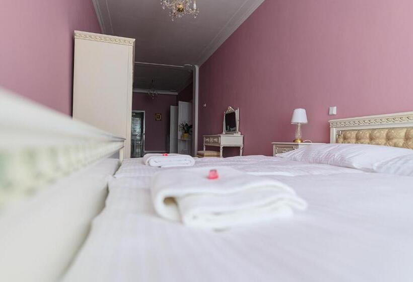 Номер Deluxe, Penzion Florián Telč