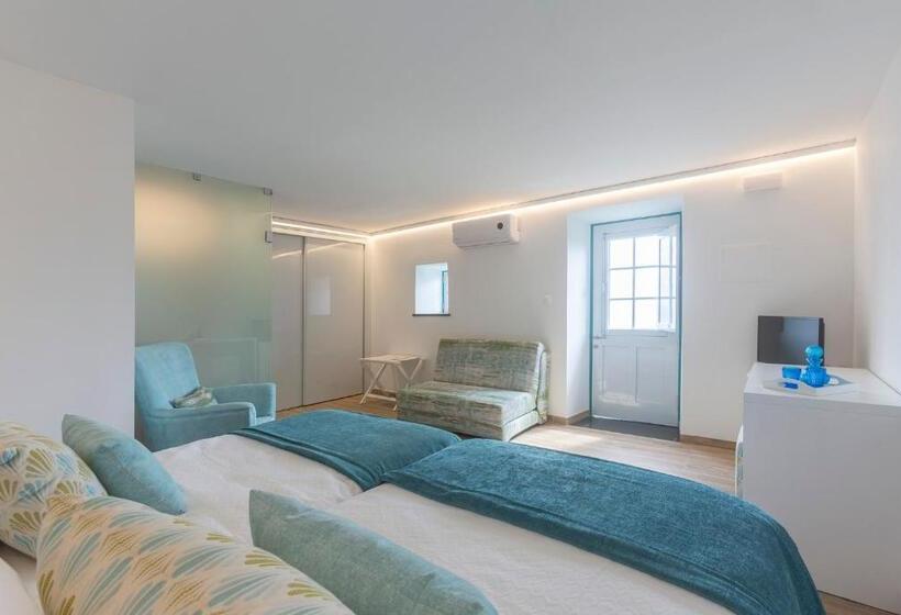 اتاق سوپریور با تخت بزرگ, Abrigo Da Cascata   Casas De Campo   São Jorge
