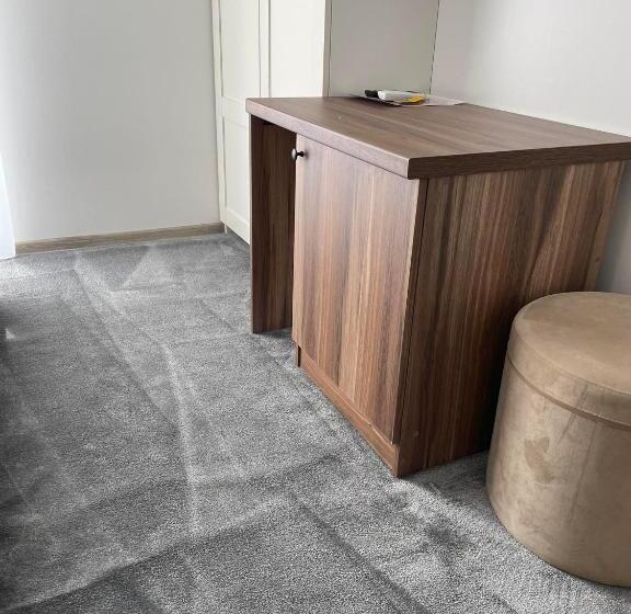 اتاق استاندارد, Izabelės Apartamentai