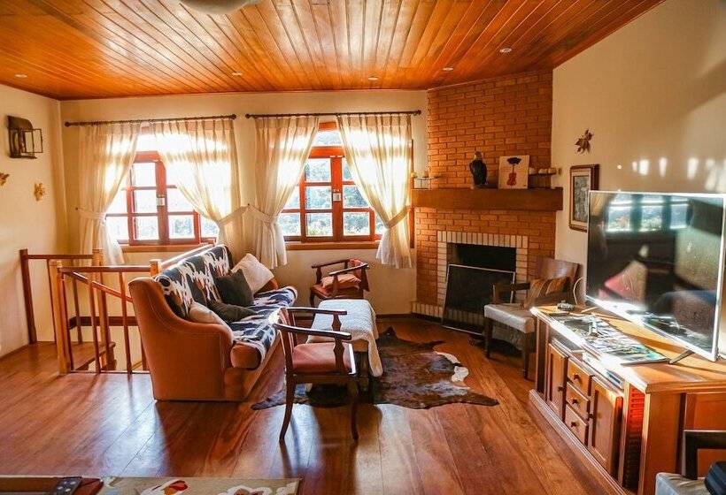 سوییت, Mansao Austriaca Guesthouse