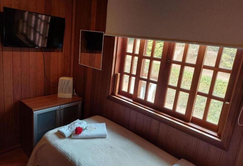 اتاق استاندارد یک تخته با سرویس بهداشتی مشترک, Mansao Austriaca Guesthouse