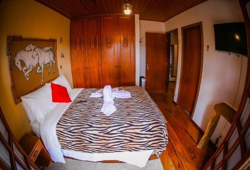سوئیت با بالکن, Mansao Austriaca Guesthouse
