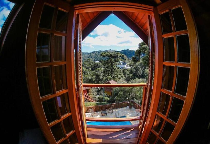 سوئیت پرزیدنت, Mansao Austriaca Guesthouse