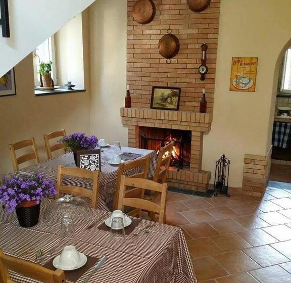 Escritório Estandar Vista Mar, B&b La Magnolia