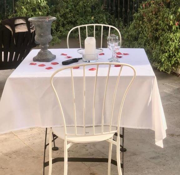 Люкс с Балконом, O Patio Du Mas