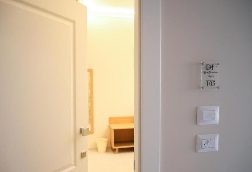 スーペリアールーム, Don Francisco Rooms   Tropea