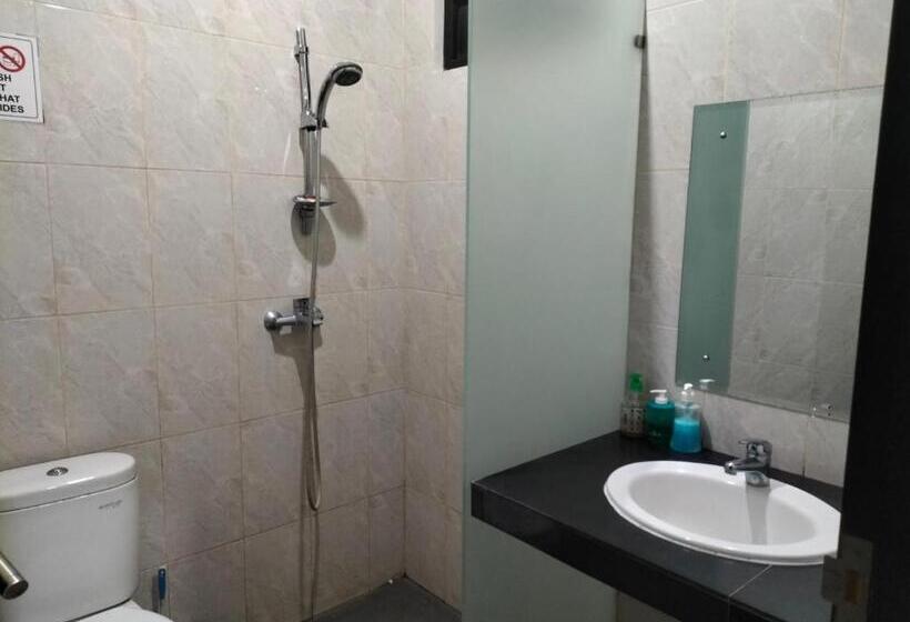 اتاق استاندارد, Kubu Indah Homestay Sanur