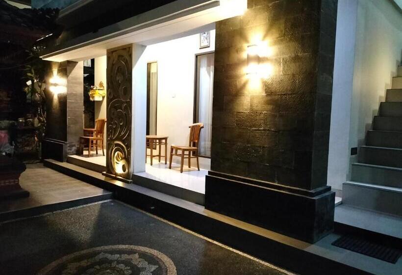 اتاق استاندارد, Kubu Indah Homestay Sanur