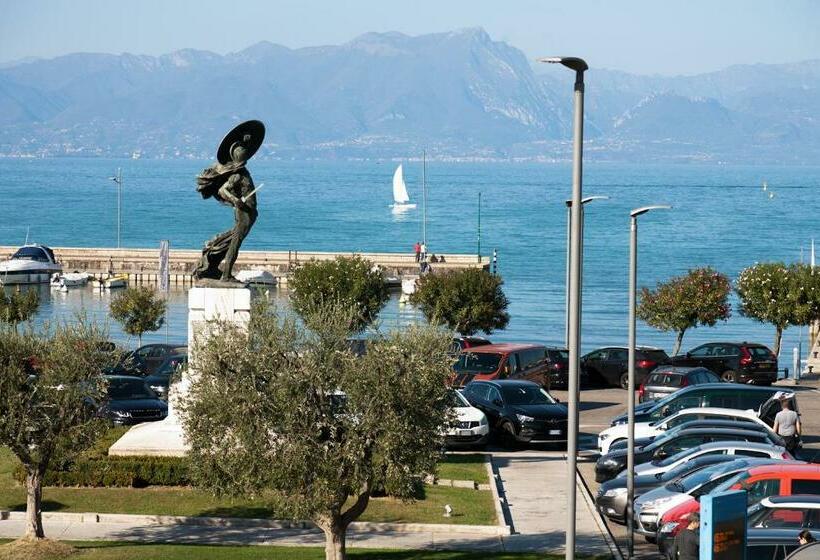 Полулюкс Одноместный с Террасой, Relais Al Porto