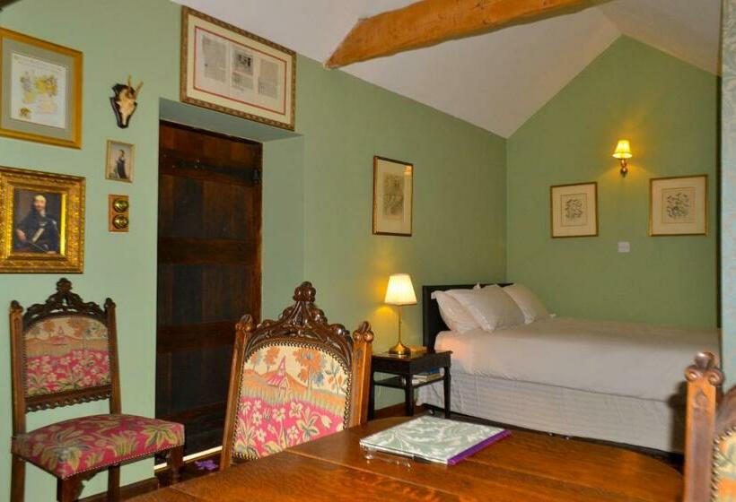 Номер Стандарт, The Lady Maxwell Room At Buittle Castle