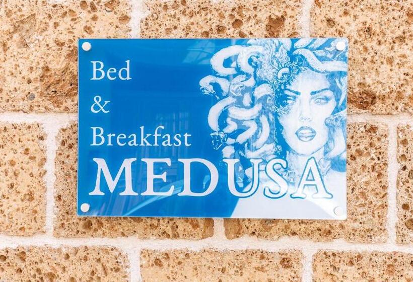 اتاق لوکس, B&b Medusa