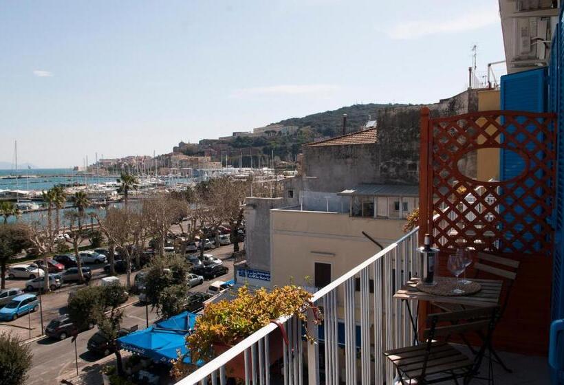 Номер Стандарт Вид на Море с Балконом, La Dimora Di Caboto B&b