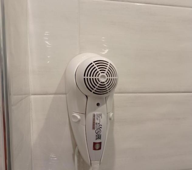 اتاق اکونومی, Cecio 5 Terre Rooms