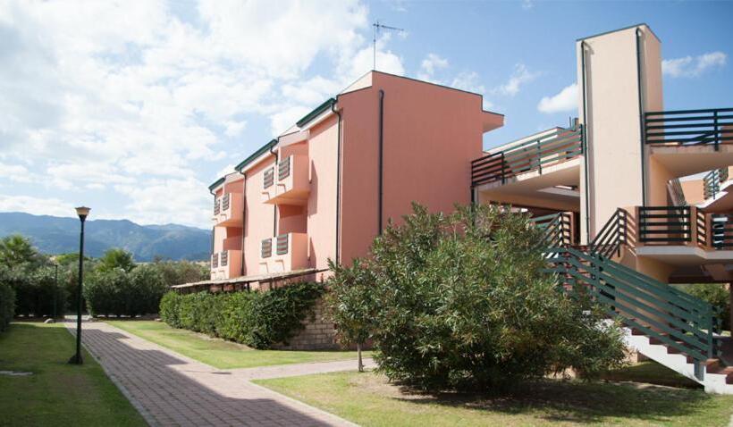 Семейный Полулюкс, Villaggio Santandrea Resort